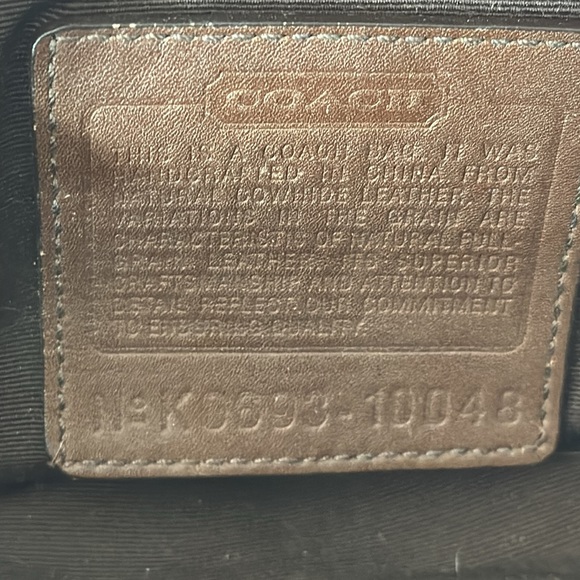 Rustic Leather Coach bag - Picture 12 of 13